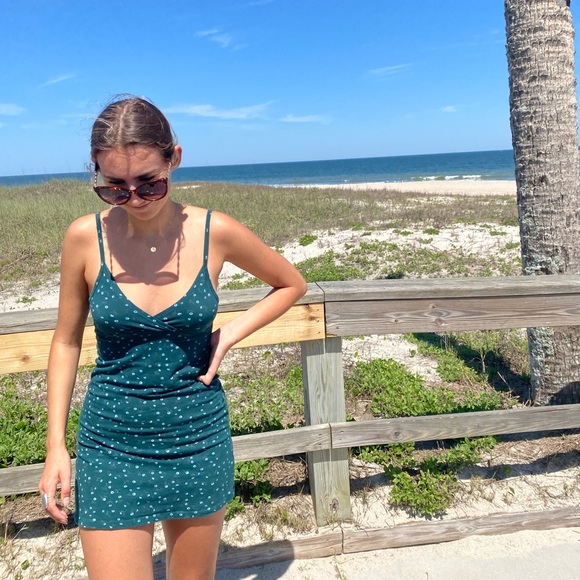 ⭐️meet your posher⭐️ - Picture 4 of 5